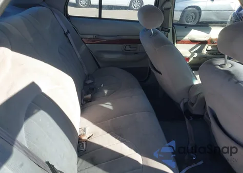 2000 Mercury Grand Marquis Gs z USA, uszkodzony, nr VIN 2MEFM74W2YX644424